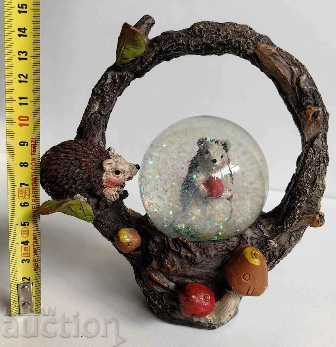 Delivery of . BEAUTIFUL SOUVENIR BALL WITH FALLING "SNOW" HEDGEHOG Delivery of . BEAUTIFUL SOUVENIR BALL WITH FALLING "SNOW" HEDGEHOG