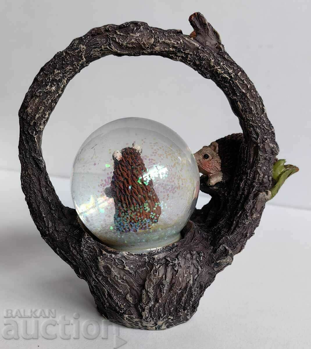 . BEAUTIFUL SOUVENIR BALL WITH FALLING "SNOW" HEDGEHOG - 6 . BEAUTIFUL SOUVENIR BALL WITH FALLING "SNOW" HEDGEHOG - 6