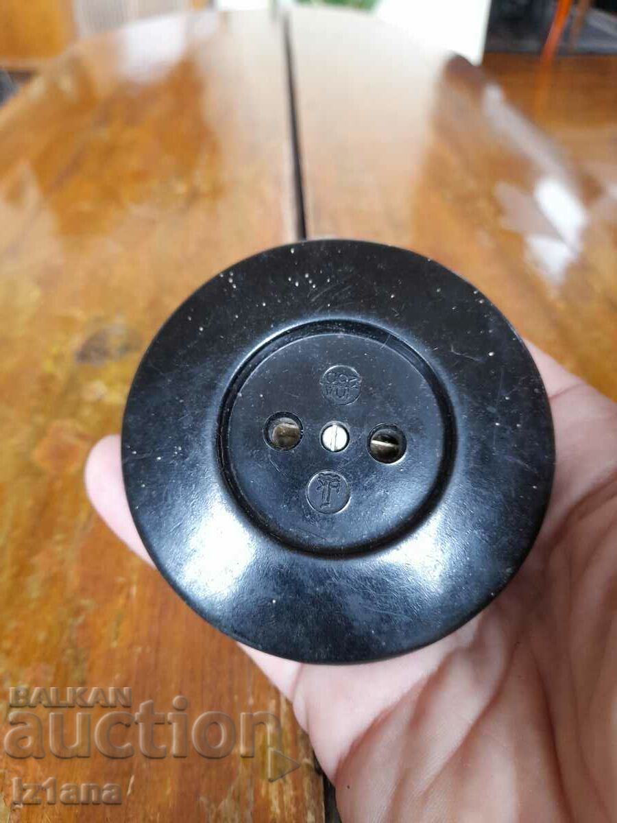 Old electrical outlet with price 16.00 BGN | € 8.18 Old electrical outlet with price 16.00 BGN | € 8.18