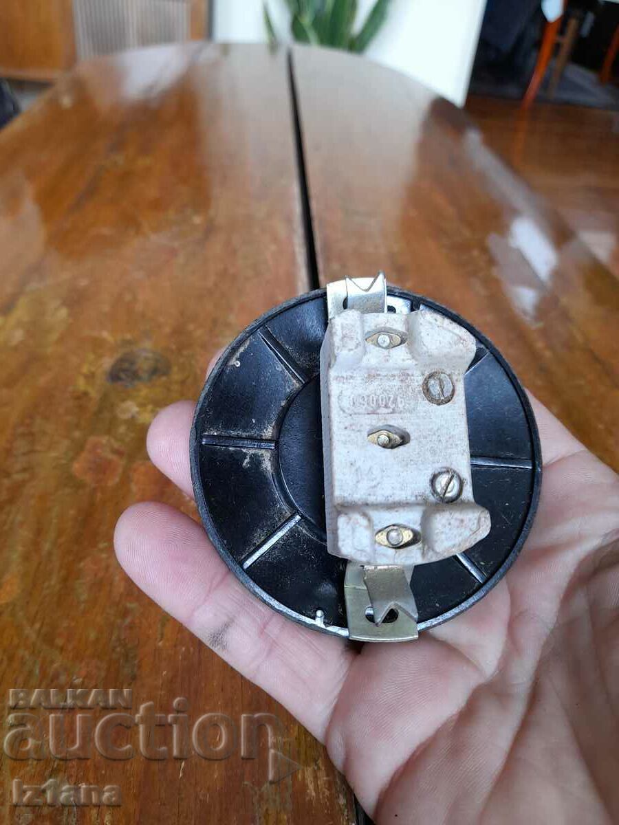 Auction Old electrical outlet Auction Old electrical outlet