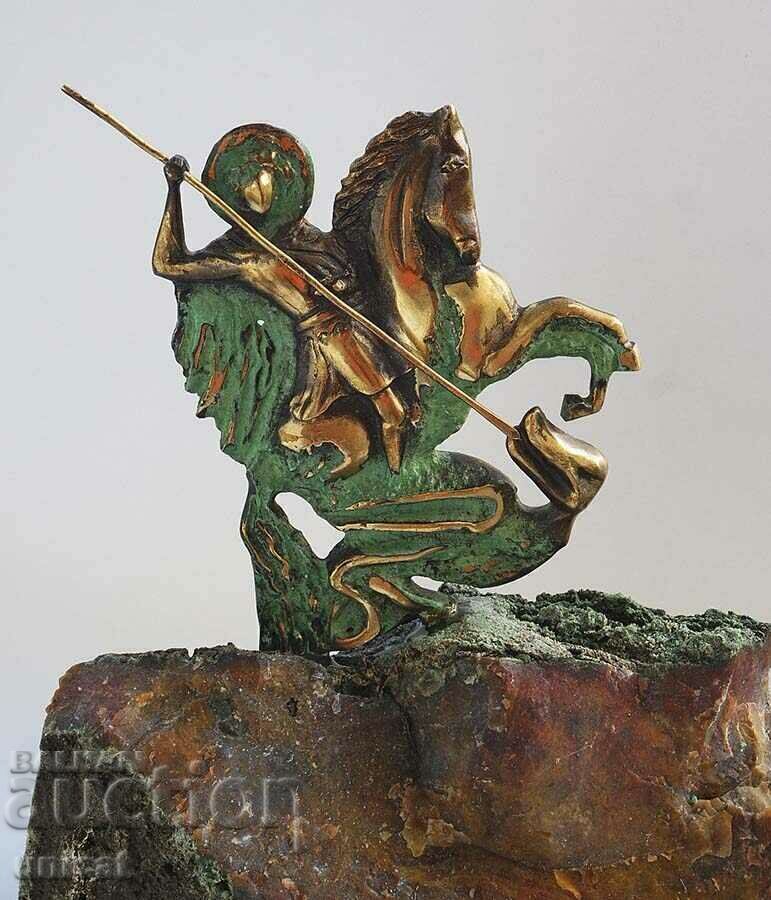 Свети Георги и змея, скулптура, бронз върху основа яспис с цена 16000.00 лв. | € 8180.67
