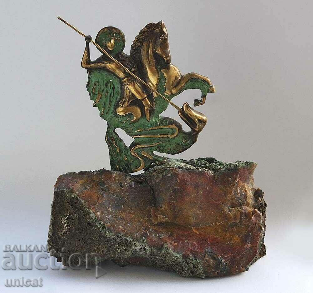 Ο Άγιος Γεώργιος και ο δράκος, γλυπτική, μπρούτζος σε βάση ίασπι Ο Άγιος Γεώργιος και ο δράκος, γλυπτική, μπρούτζος σε βάση ίασπι