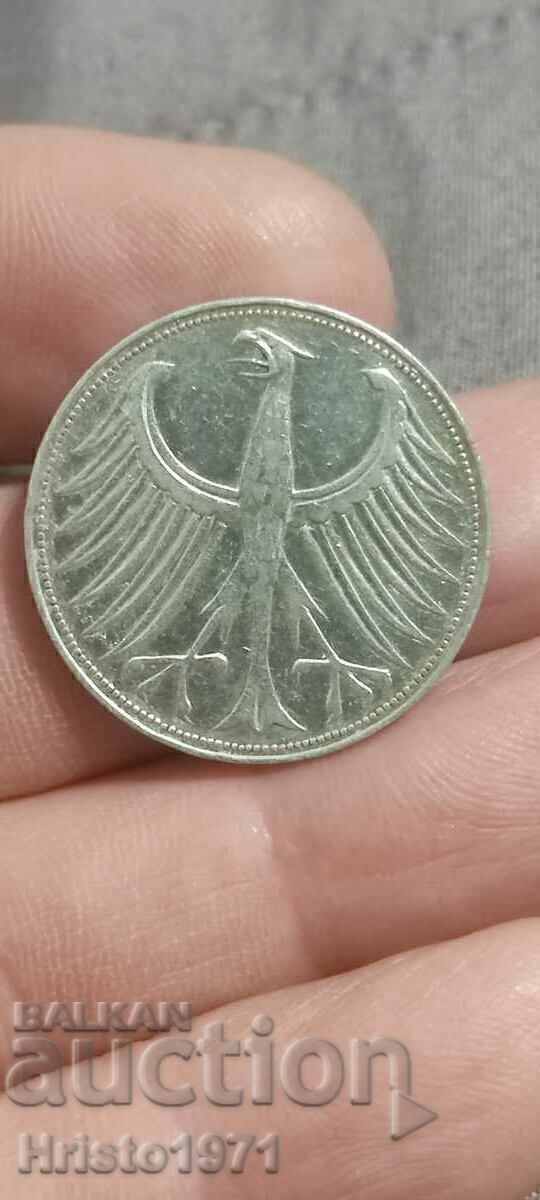 5 γραμματόσημα 1956 με τιμή € 20.00 | 39.12 BGN