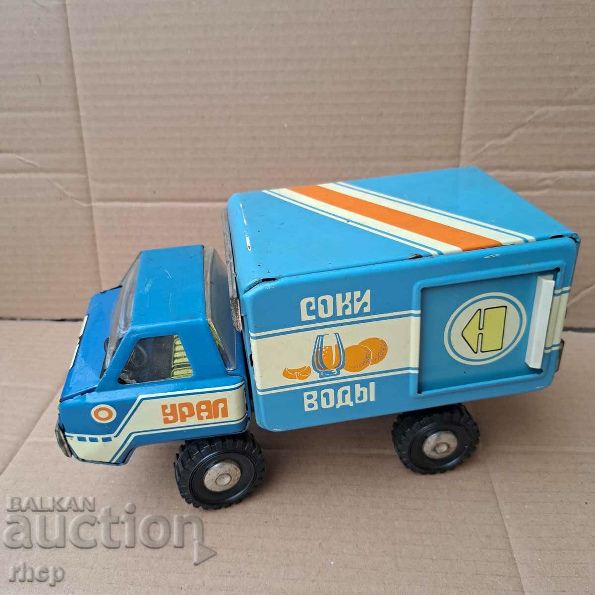 Camion sovietic Ural URSS jucărie din tablă