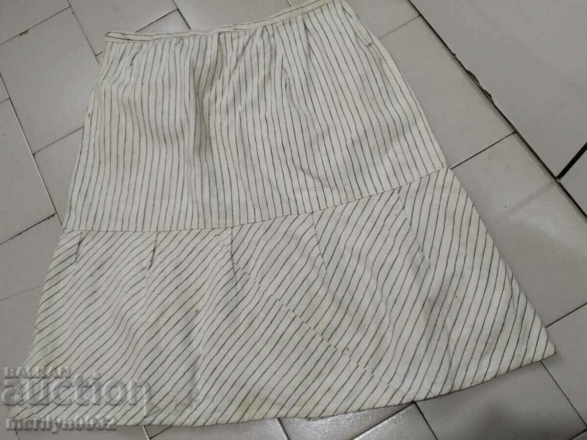 Delivery of Women's skirt, underwear, costume, chaise, cloth Delivery of Women's skirt, underwear, costume, chaise, cloth