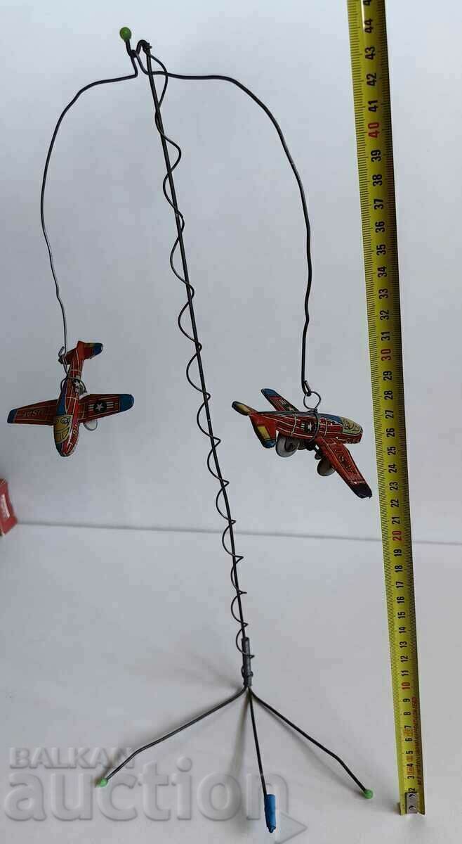 . VERY OLD TOY SHEET METAL PLANES ON PLANE STAND - 6 . VERY OLD TOY SHEET METAL PLANES ON PLANE STAND - 6
