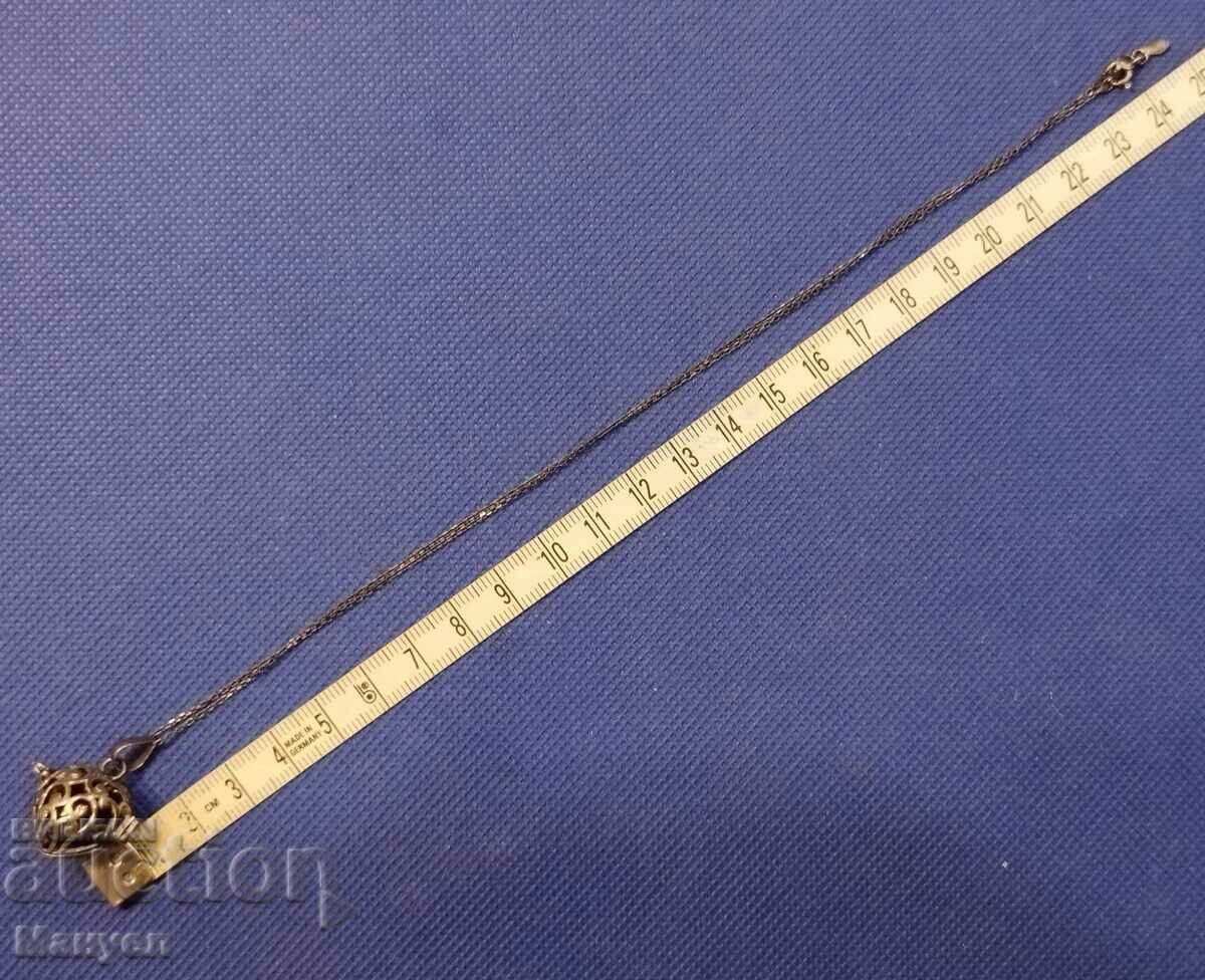 Delivery of Old chain, chain, pendant necklace.