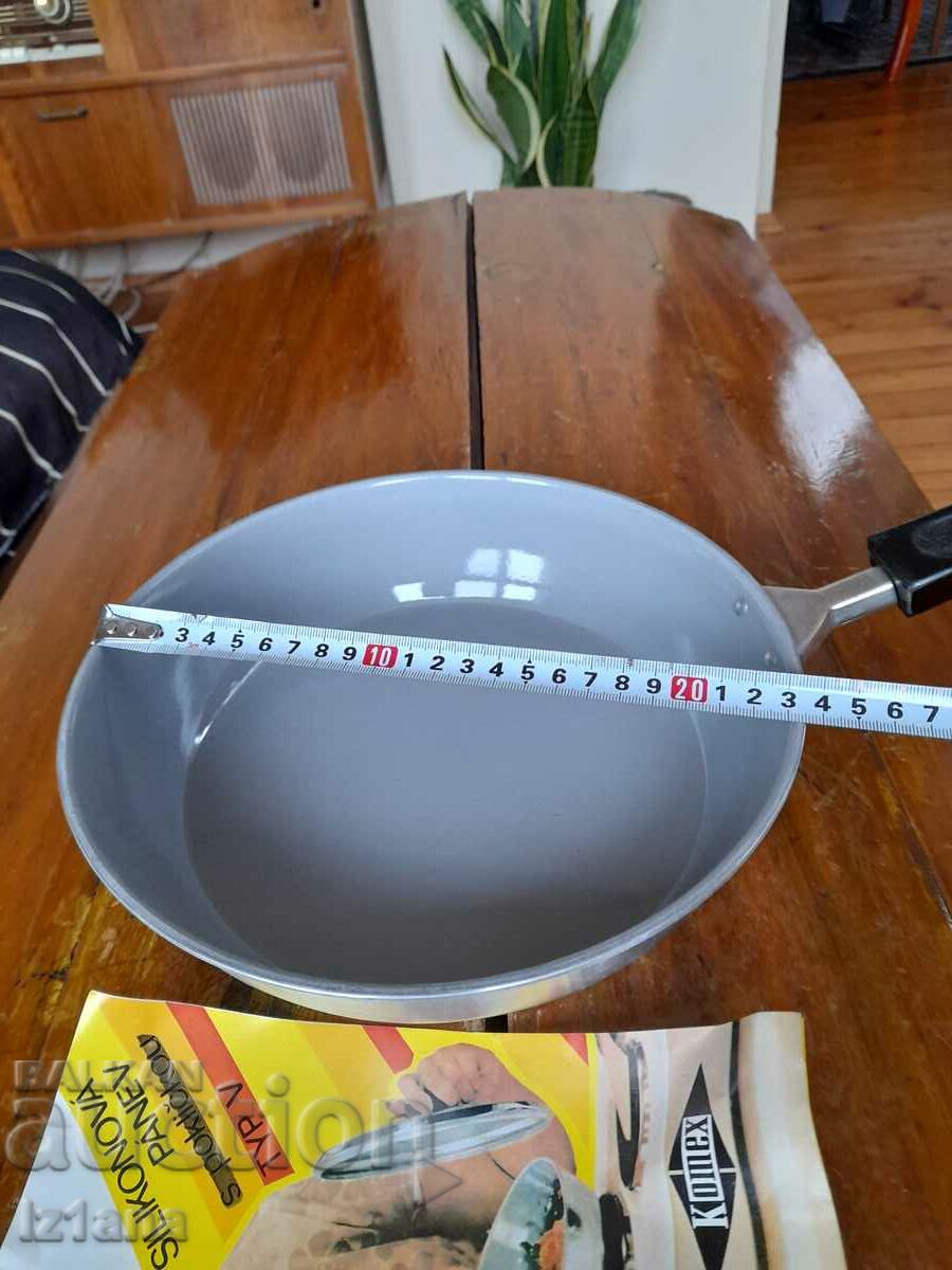 Old Komex pan - 5 Old Komex pan - 5