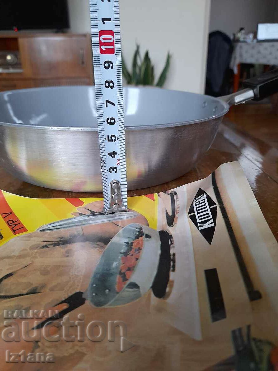 Old Komex pan - 6 Old Komex pan - 6