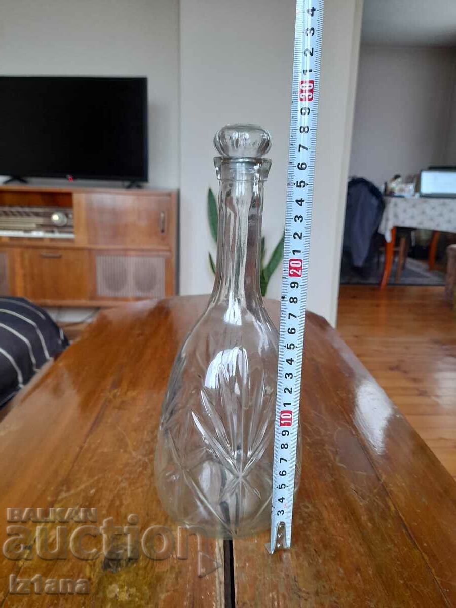 Παλιά καράφα με τιμή 32.00 BGN | € 16.36