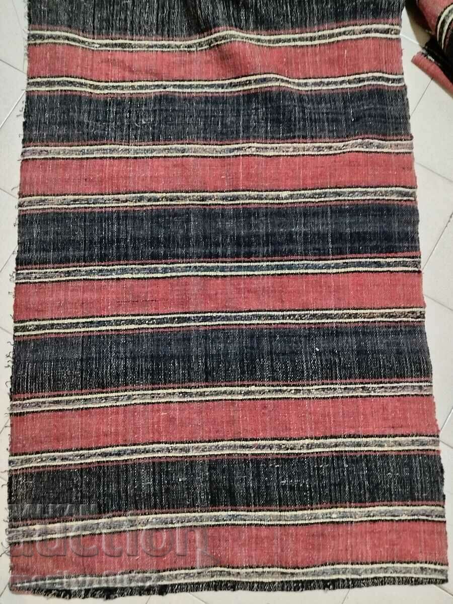 Παλιό χειροποίητο χαλί κρεβατιού 4/0,68 μέτρα μοκέτα με τιμή 59.00 BGN | € 30.17 Παλιό χειροποίητο χαλί κρεβατιού 4/0,68 μέτρα μοκέτα με τιμή 59.00 BGN | € 30.17