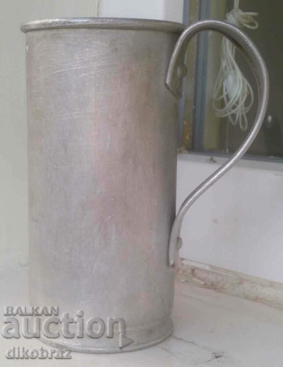 Livrarea Sticlă de măsurat pub metalică - TPK POBEDA Varna 2 buc Livrarea Sticlă de măsurat pub metalică - TPK POBEDA Varna 2 buc