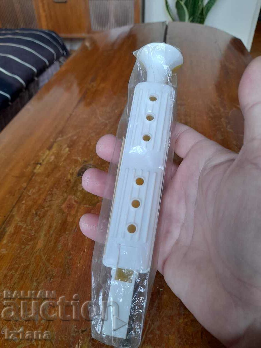 Old toy, whistle with price 16.00 BGN | € 8.18 Old toy, whistle with price 16.00 BGN | € 8.18