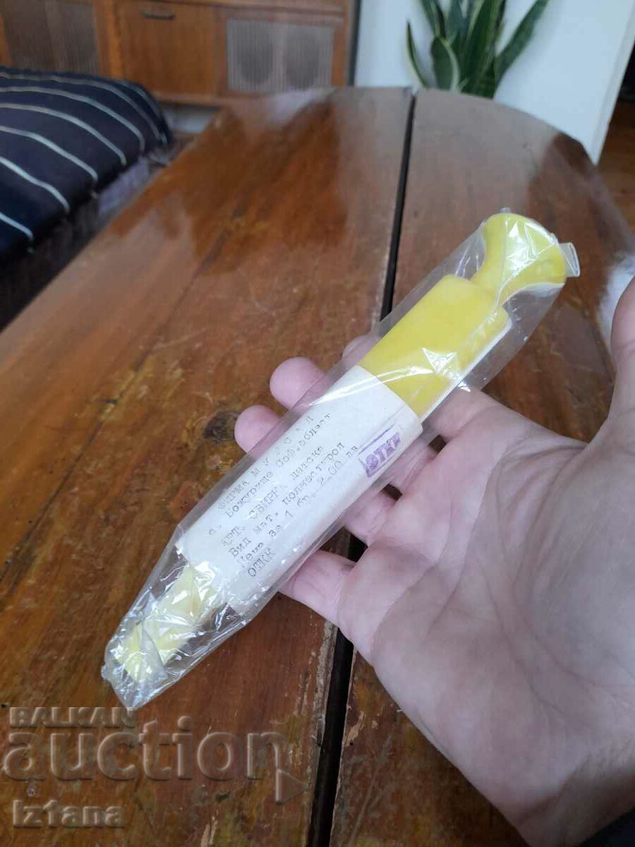 Auction Old toy, whistle Auction Old toy, whistle