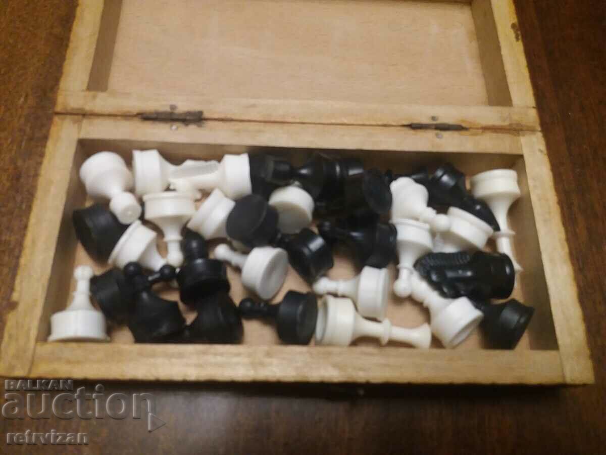 Шах -5 с цена 15.00 лв. | € 7.67 Шах -5 с цена 15.00 лв. | € 7.67