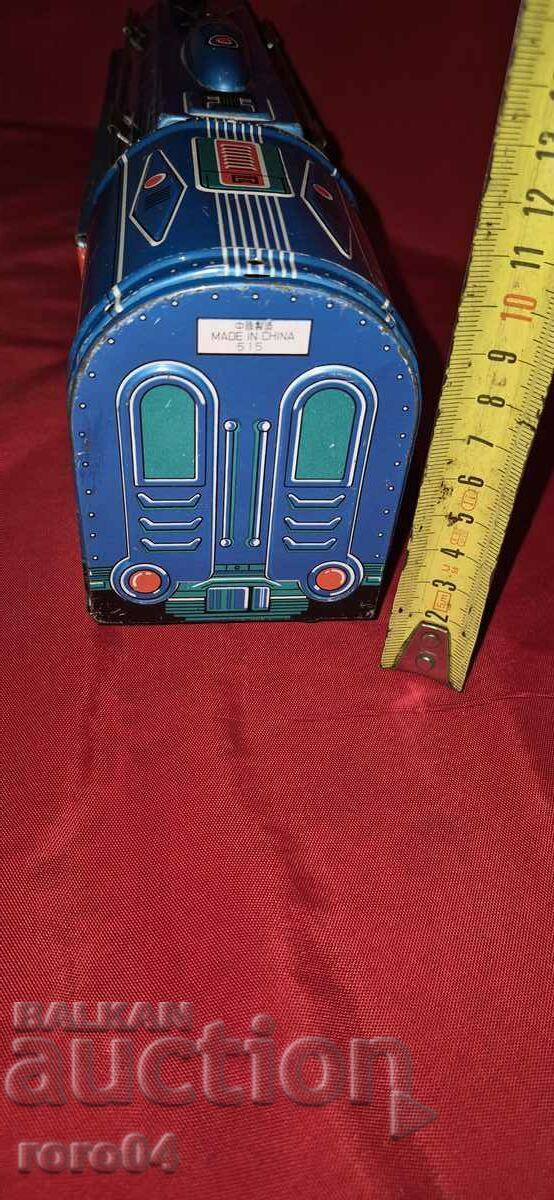 Delivery of BIG OLD SHEET METAL TRAIN Delivery of BIG OLD SHEET METAL TRAIN