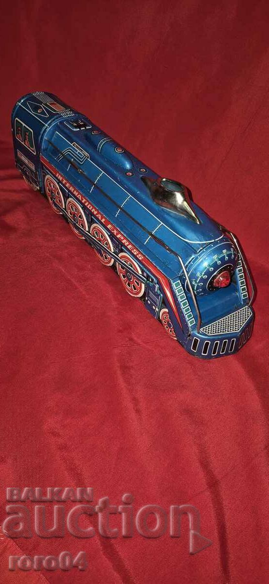 BIG OLD SHEET METAL TRAIN BIG OLD SHEET METAL TRAIN