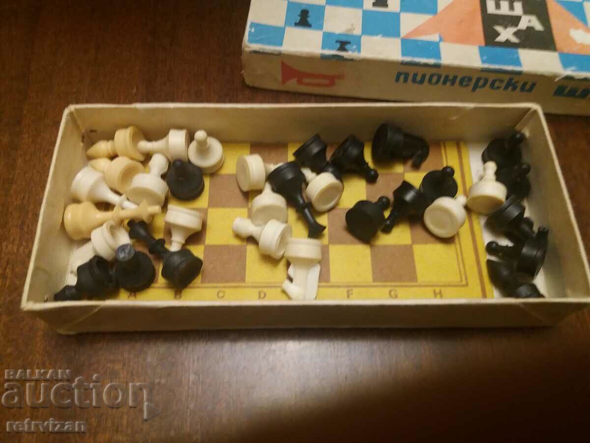 Pioneer Chess -32 with price 10.00 BGN | € 5.11 Pioneer Chess -32 with price 10.00 BGN | € 5.11