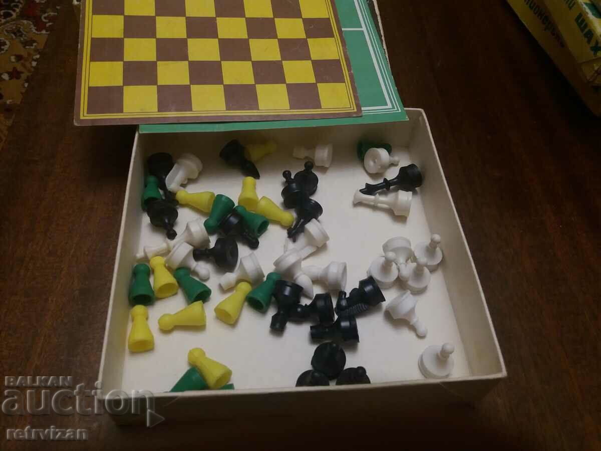 Шах -25 с цена 10.00 лв. | € 5.11 Шах -25 с цена 10.00 лв. | € 5.11