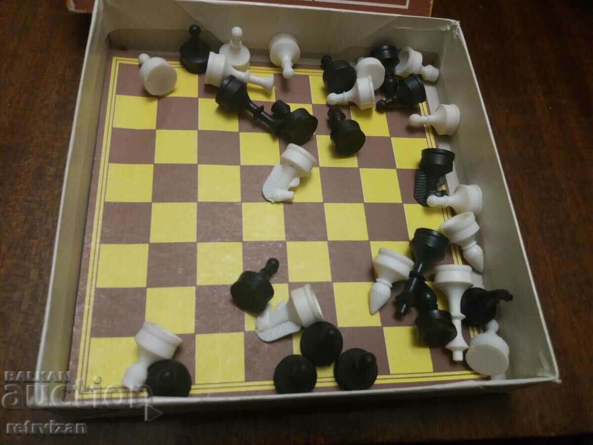 Chess -31 with price 10.00 BGN | € 5.11