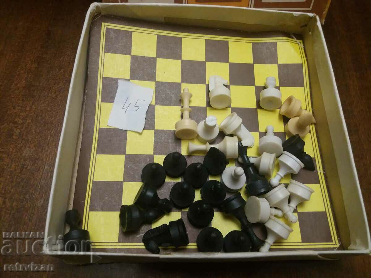 Auction Chess -45 Auction Chess -45