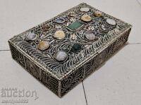 Jewelry box filigree granulation master craftsmanship