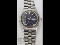 BULOVA AUTOMATIC SWISS MADE RARE WORKS NO WARRANTY MOT