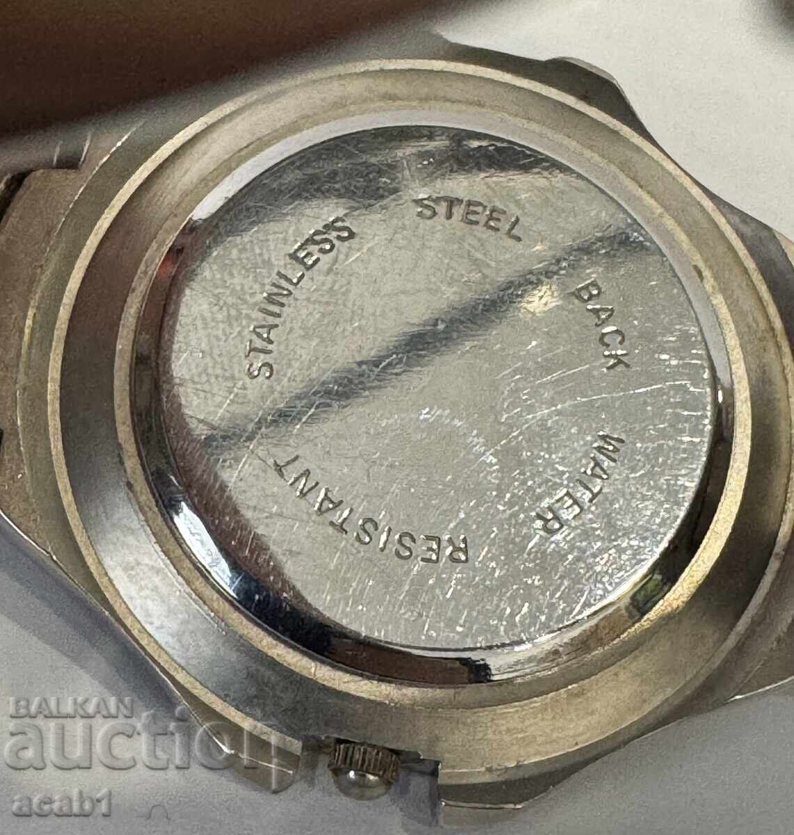 Auction Swiss Time Metal Case Auction Swiss Time Metal Case