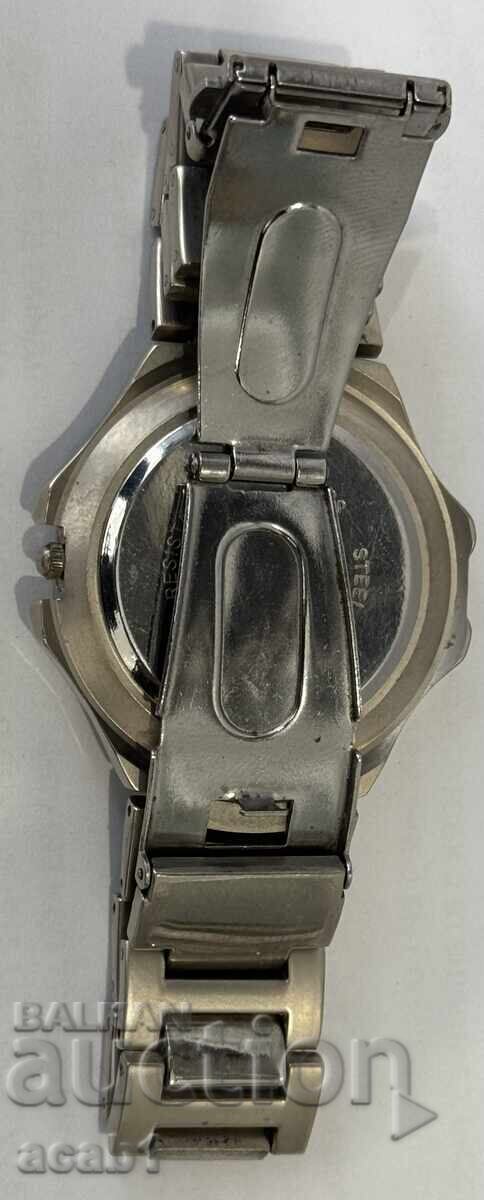 Delivery of Swiss Time Metal Case Delivery of Swiss Time Metal Case