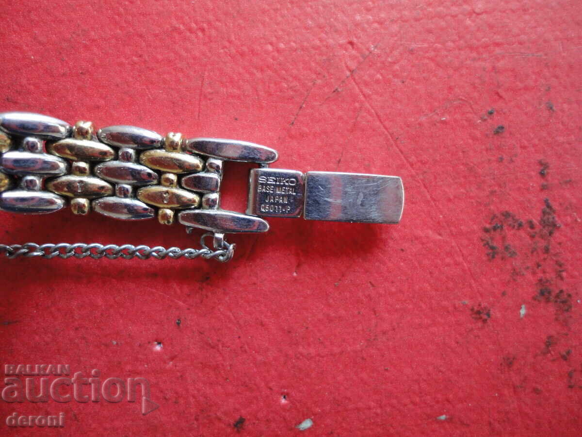 Seiko Quartz 5 Women's Watch - 5 Seiko Quartz 5 Women's Watch - 5