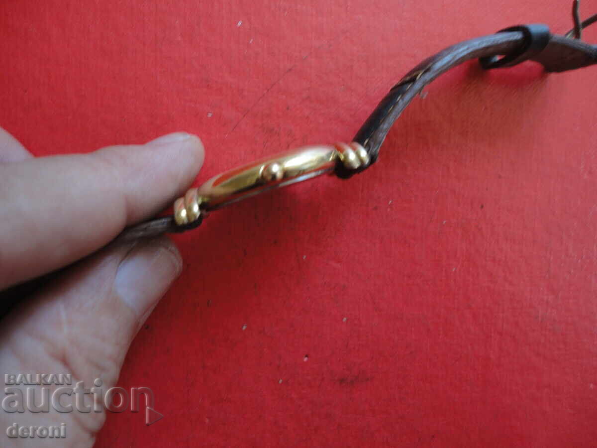 Gold-plated German watch Junghans Quartz 3 - 5 Gold-plated German watch Junghans Quartz 3 - 5