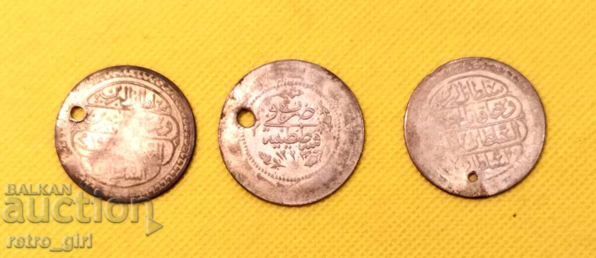 Monede vechi de argint - 3 bucăți. cu preț 29.90 BGN | € 15.29 Monede vechi de argint - 3 bucăți. cu preț 29.90 BGN | € 15.29