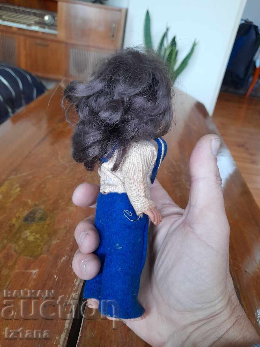 Auction Old doll Auction Old doll