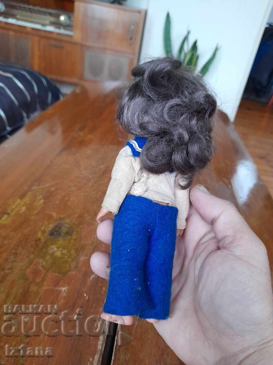 Delivery of Old doll Delivery of Old doll