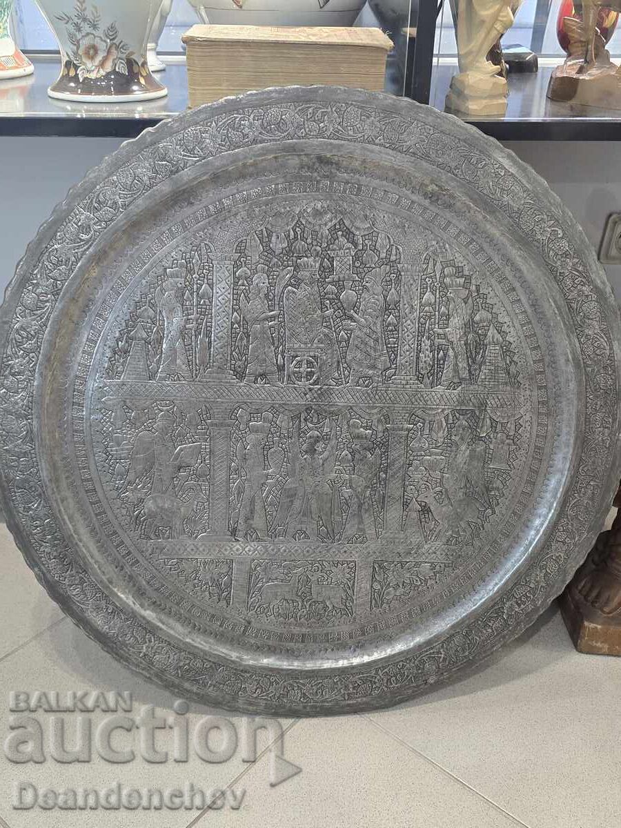 Old copper panel Persia / Iran 68 centimeters Old copper panel Persia / Iran 68 centimeters