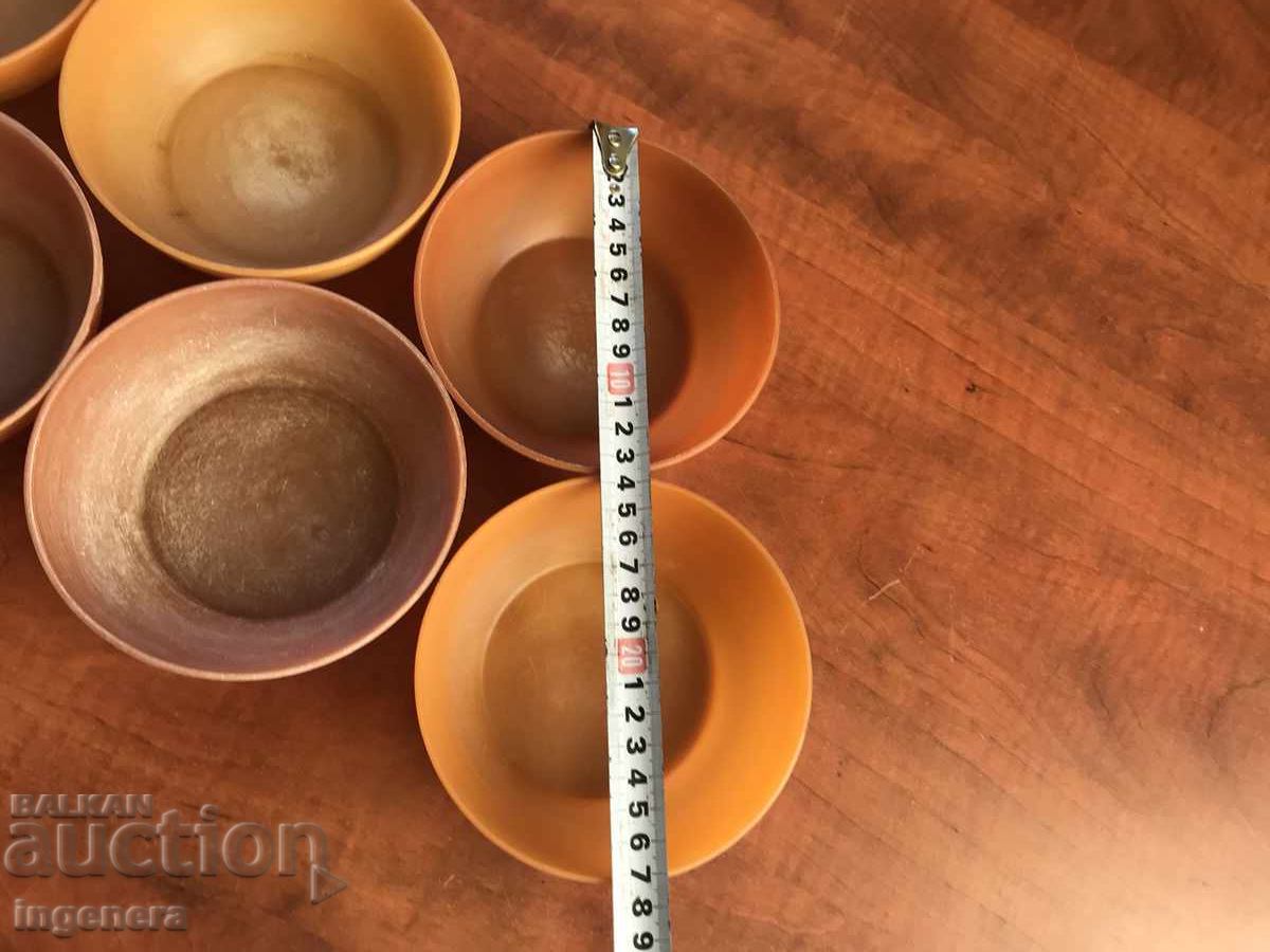 PLASTIC PAN, CUTLERY, EARLY SOC, MARKINGS - 6PCS - 6 PLASTIC PAN, CUTLERY, EARLY SOC, MARKINGS - 6PCS - 6