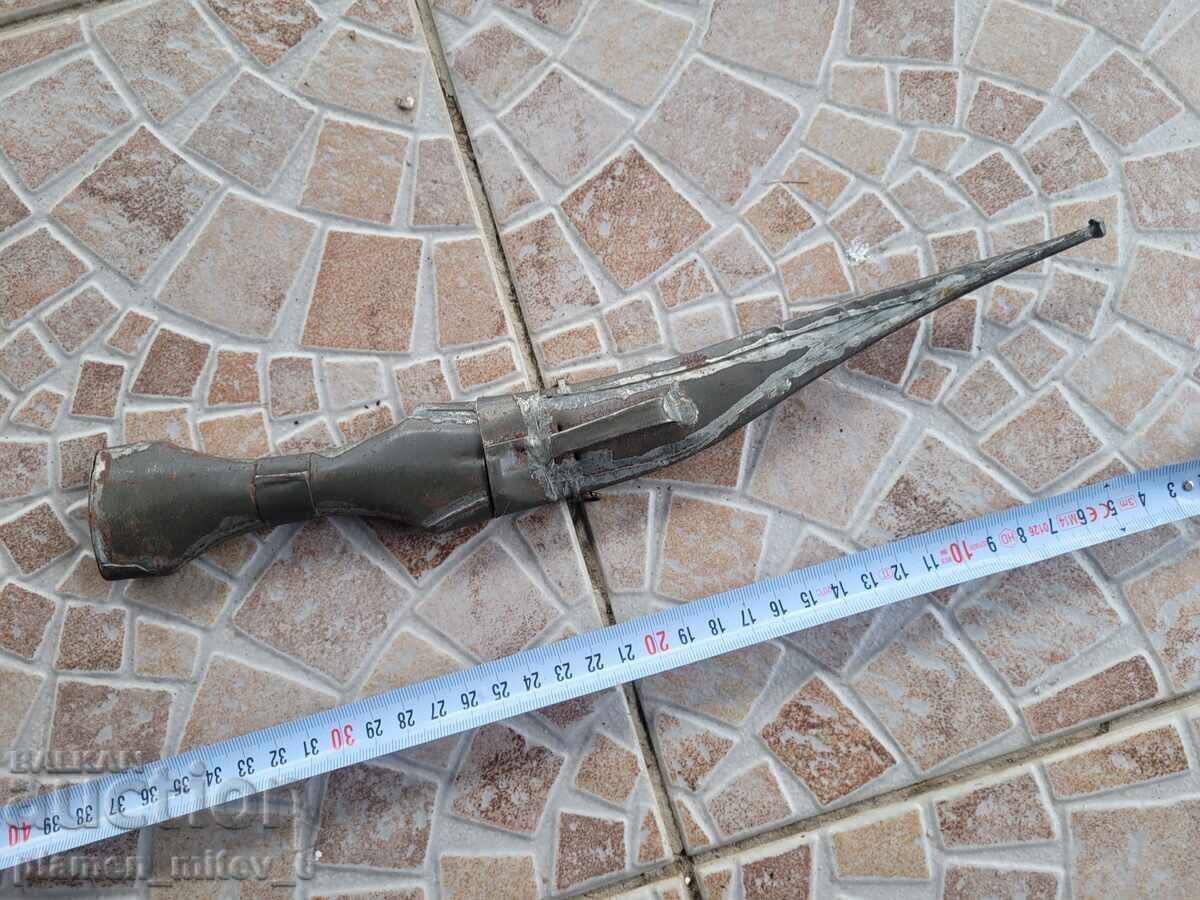 dagger, dagger, knife with price 160.00 BGN | € 81.81 dagger, dagger, knife with price 160.00 BGN | € 81.81