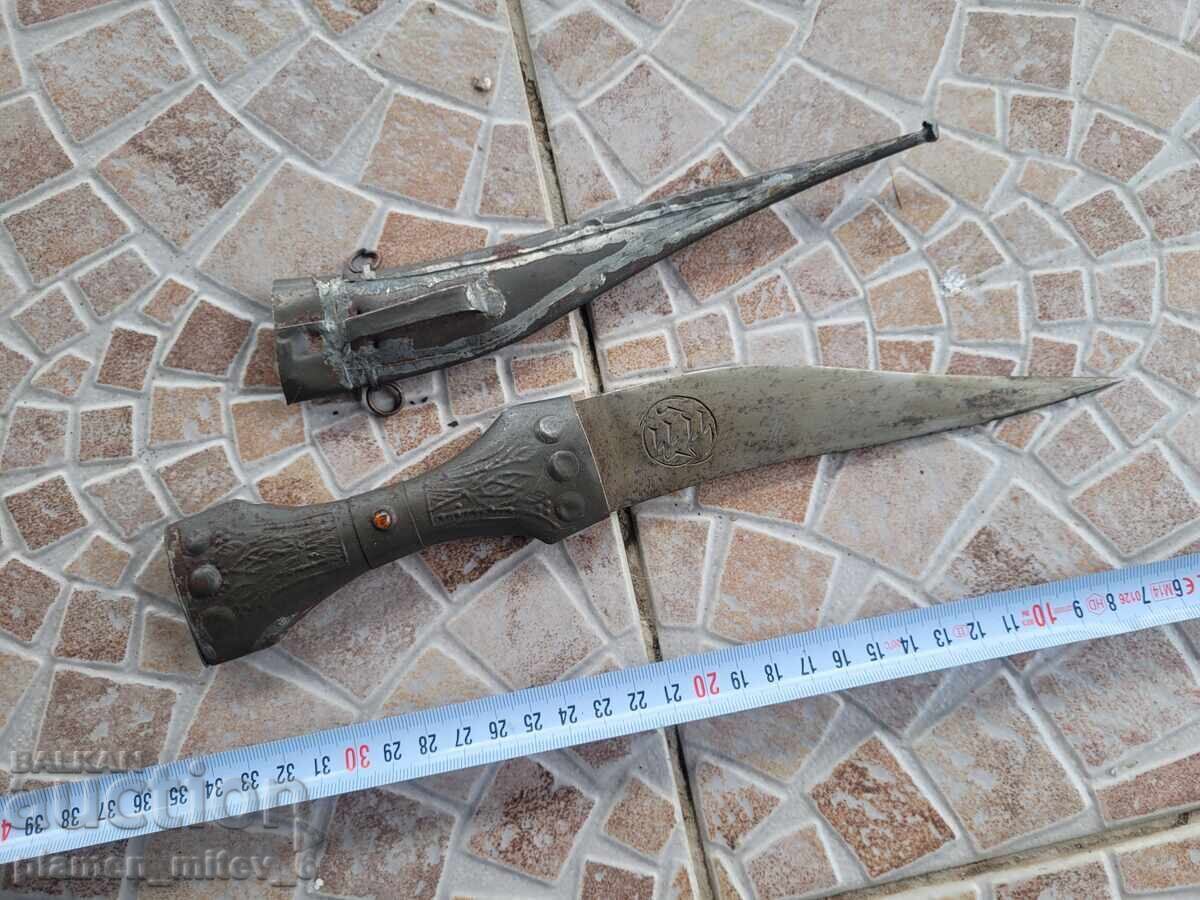 Delivery of dagger, dagger, knife Delivery of dagger, dagger, knife