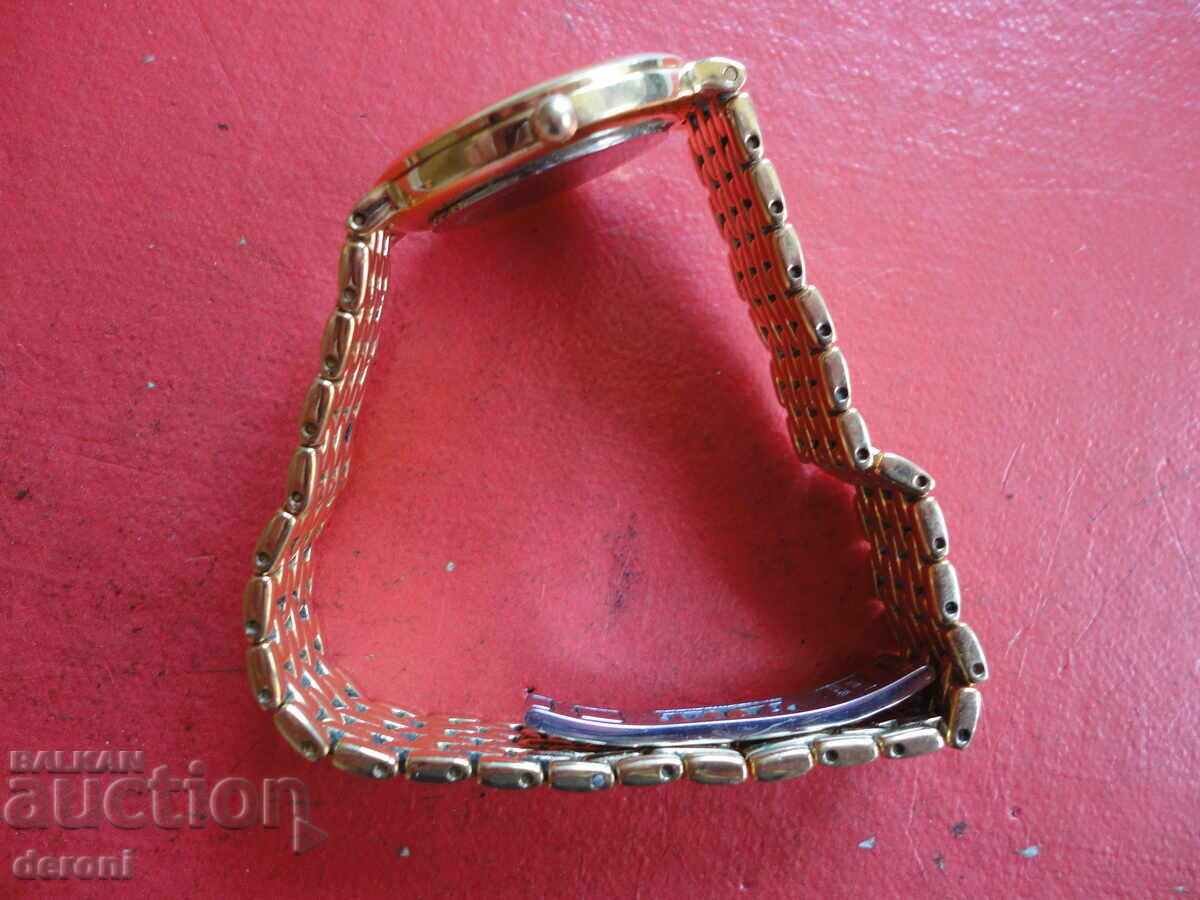 Auction Gold-plated ladies' Swiss watch Chevalier Prestige Auction Gold-plated ladies' Swiss watch Chevalier Prestige