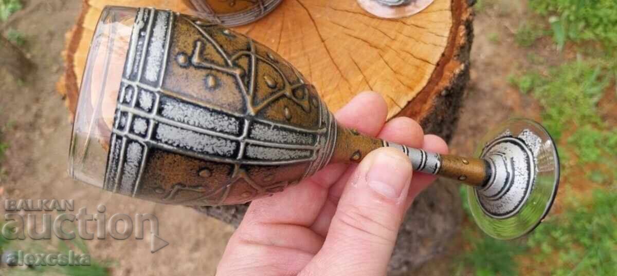 Авторски сервиз за ракия с цена 33.00 лв. | € 16.87