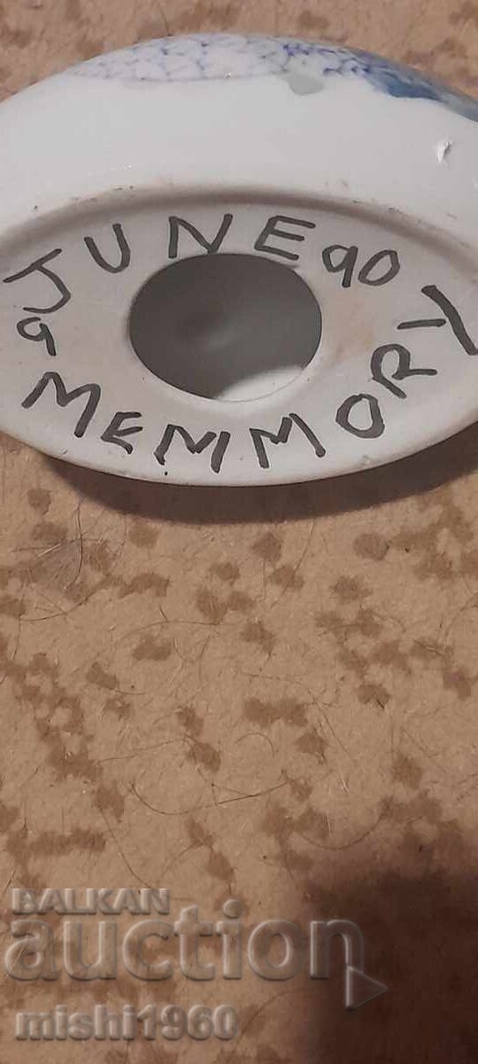 Delivery of Porcelain figure