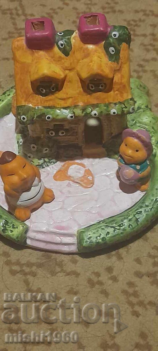 Auction  Ceramic decoration