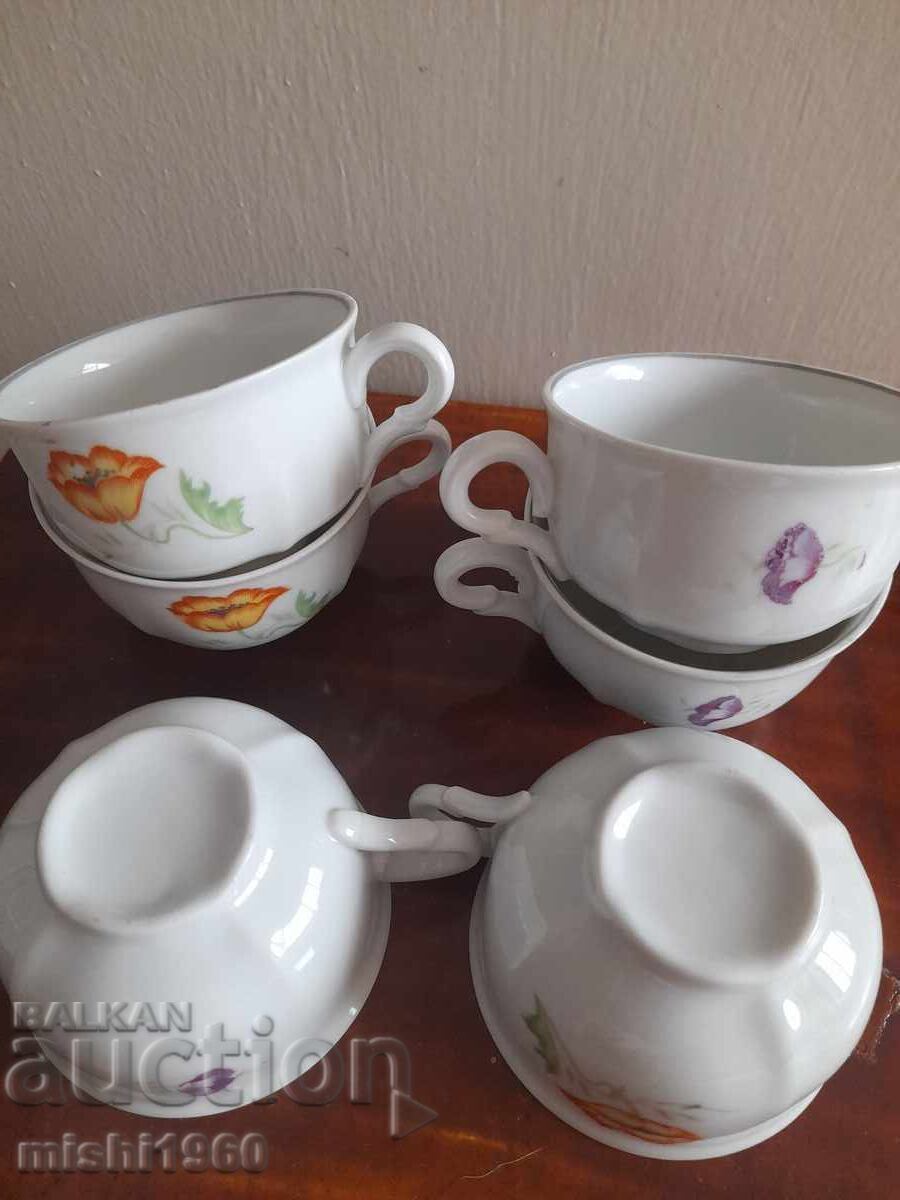 Set of cups Set of cups