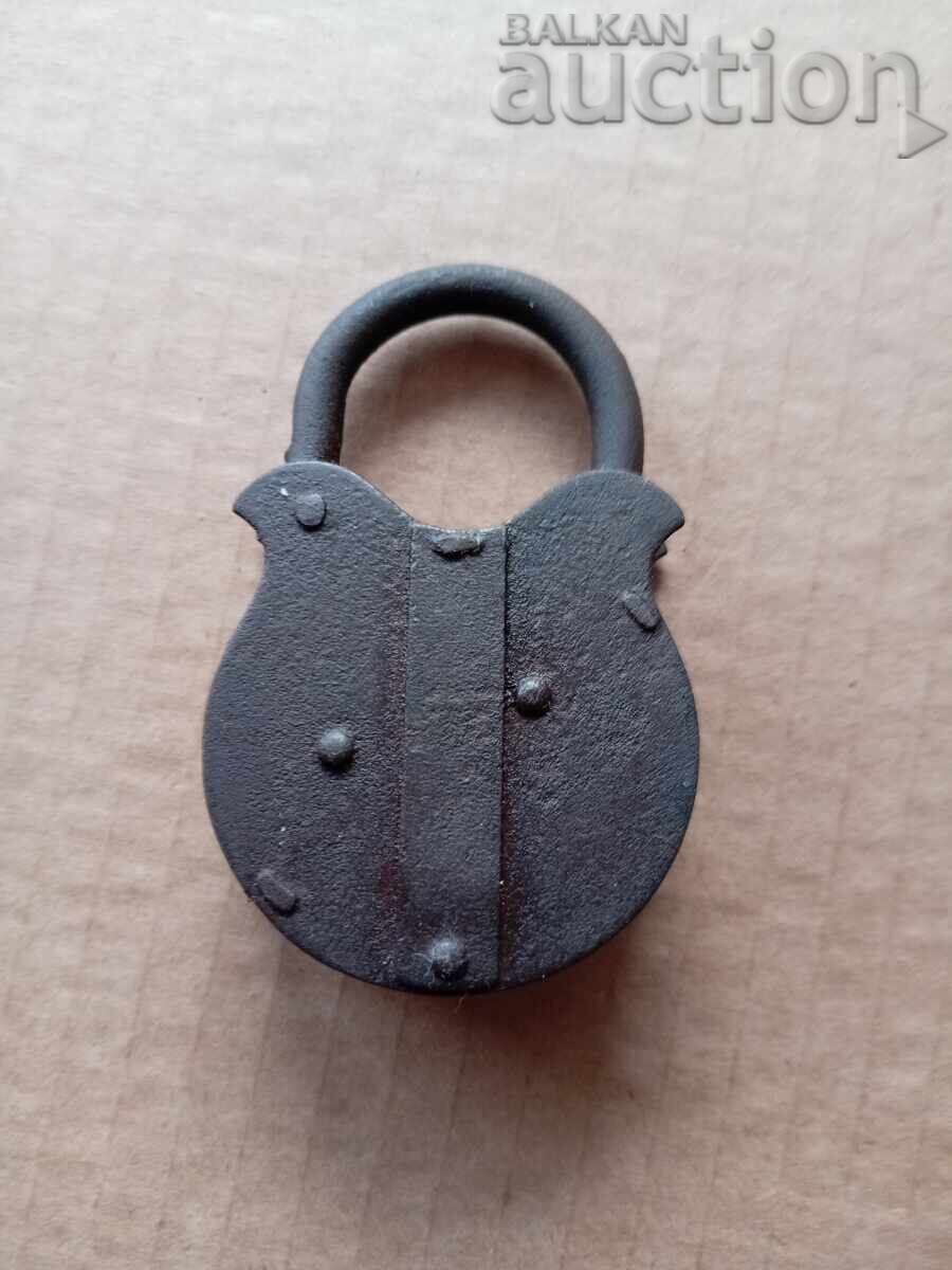 Auction  antique padlock