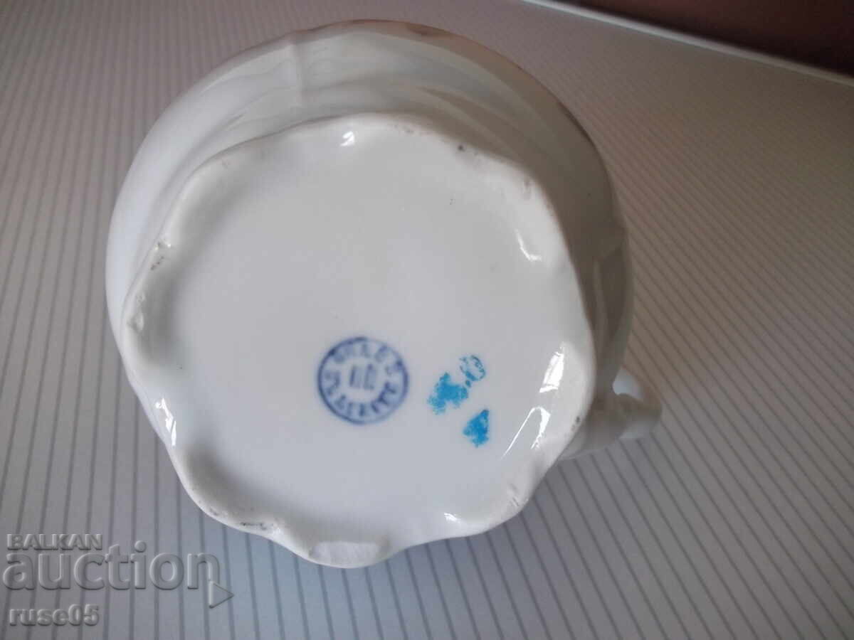 Auction  Porcelain jug