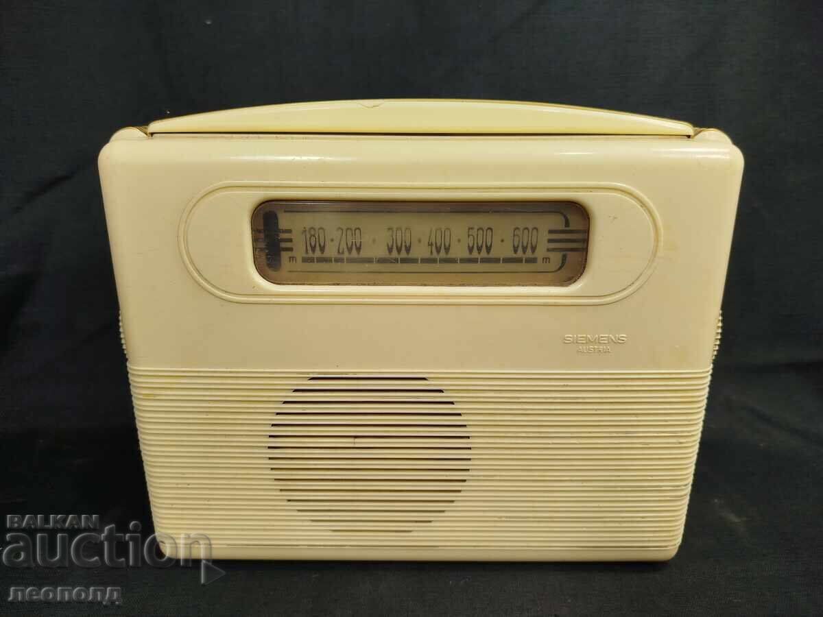 BZC OLD RETRO TRANSISTOR SIEMENS RADIO