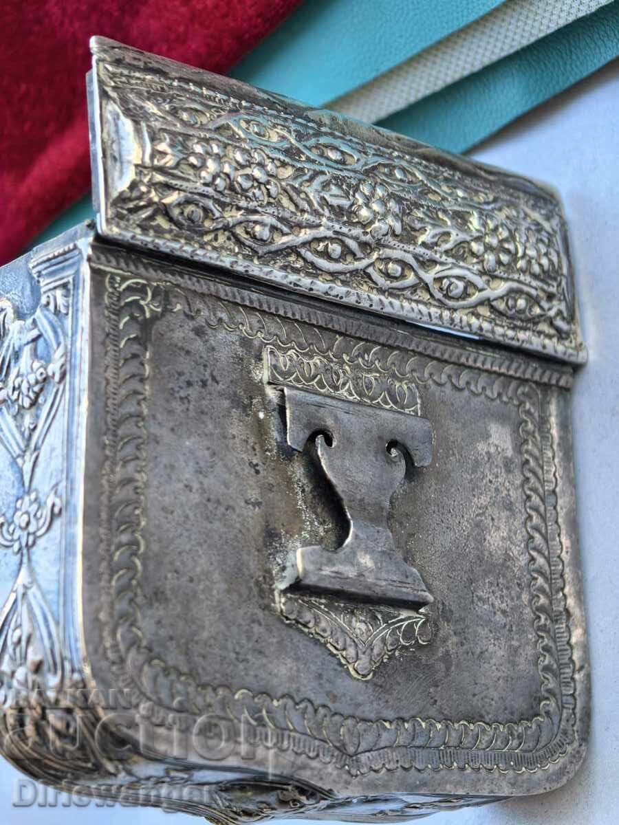 Delivery of SILVER BAND Delivery of SILVER BAND