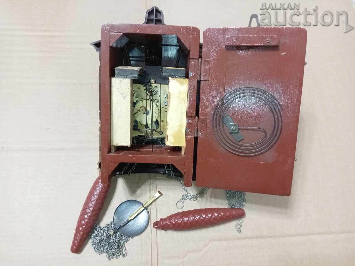 Beacon wall clock with cuckoo cuckoo 70s - 7 Beacon wall clock with cuckoo cuckoo 70s - 7