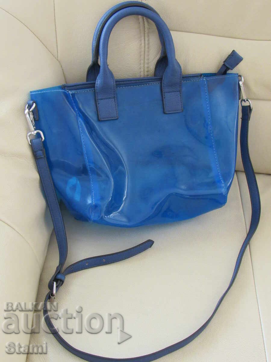 Delivery of Blue silicone handbag Delivery of Blue silicone handbag