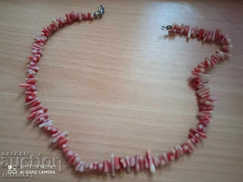 NATURAL CORAL NECKLACE